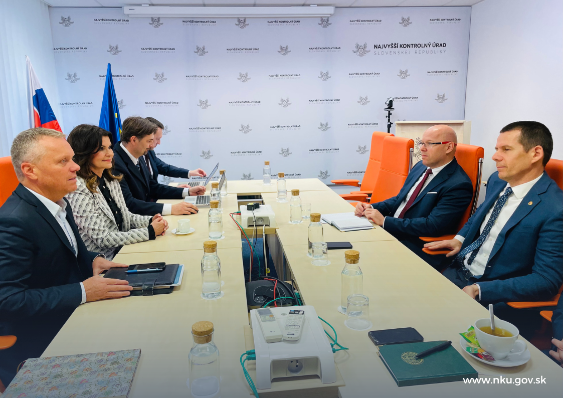 Foto Stretnutie vedenia NKÚ s predstaviteľmi Policajného zboru Slovenskej republiky.