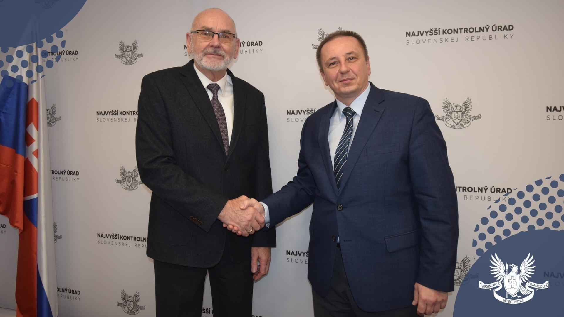 Stretnutie predsedu NKÚ SR Karola Mitríka so šéfom ŠÚ SR Alexandrom Ballekom